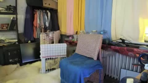 liebe es mich nackt vor der cam zu zeigen online show from February 2026 08:37:02 AM