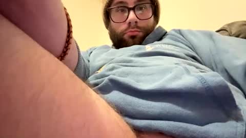 tkerrick28 online show from February 2026 03:33:01 AM