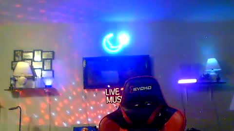 Snapshot of tkthedj chatting on July 2026 05:58:02 AM TK online show from July 2026 05:58:02 AM