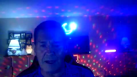 Snapshot of tkthedj chatting on July 2026 01:33:01 AM TK online show from July 2026 01:33:01 AM