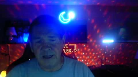 Snapshot of tkthedj chatting on August 2026 01:09:01 AM TK online show from August 2026 01:09:01 AM