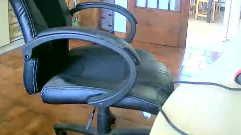 Tobiko online show from October 2025 12:49:02 PM