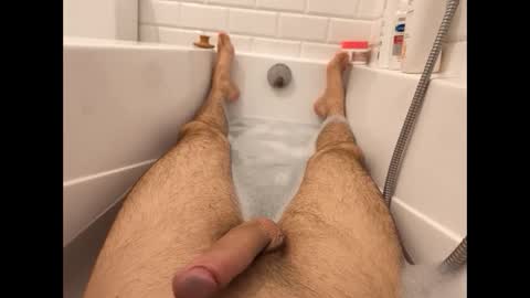 Snapshot of toja112 chatting on January 2025 08:22:01 PM Martin online show from January 2025 08:22:01 PM