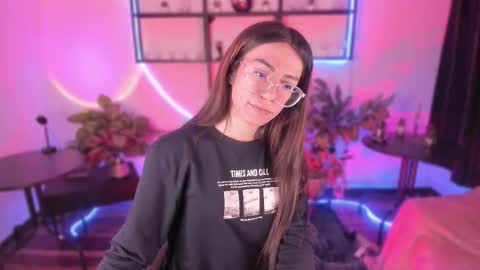 tokkyo__ online show from November 2025 04:48:02 AM