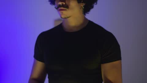 Snapshot of tokyo_oo chatting on November 2025 12:42:02 PM tokyo_oo online show from November 2025 12:42:02 PM