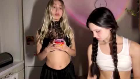 Snapshot of tokyoprojject chatting on September 2025 06:42:02 PM tokyoprojject online show from September 2025 06:42:02 PM