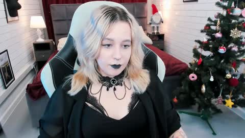 Tolli Moll online show from January 2025 08:10:02 AM