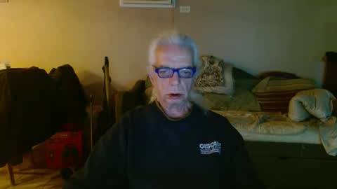 tom112292014 online show from March 2025 12:15:01 PM