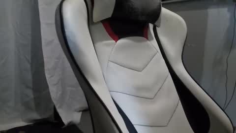 Tom online show from December 2024 09:10:01 AM