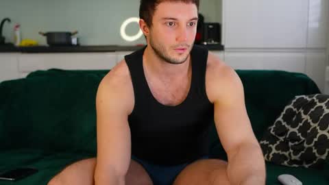 Tom online show from April 2026 07:40:01 AM