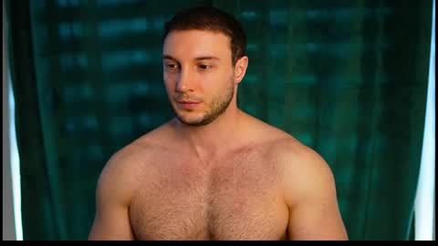 Snapshot of tom_fordd chatting on May 2026 07:57:02 AM Tom online show from May 2026 07:57:02 AM