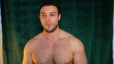 Snapshot of tom_fordd chatting on May 2026 04:02:02 PM Tom online show from May 2026 04:02:02 PM