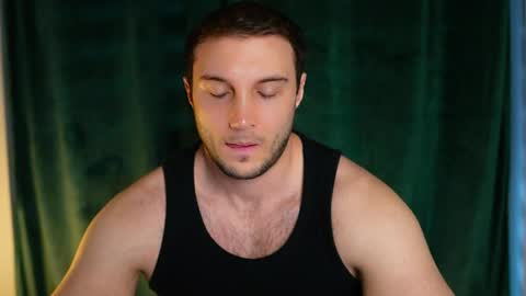 Snapshot of tom_fordd chatting on June 2026 05:24:01 AM Tom online show from June 2026 05:24:01 AM