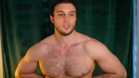 Snapshot of tom_fordd chatting on June 2026 05:30:02 PM Tom online show from June 2026 05:30:02 PM