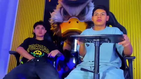 Snapshot of tom_hot20 chatting on November 2025 12:16:02 PM tom_hot20 online show from November 2025 12:16:02 PM