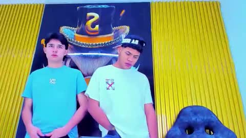 Snapshot of tom_hot20 chatting on November 2025 12:19:02 PM tom_hot20 online show from November 2025 12:19:02 PM