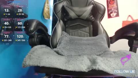 tom_kio online show from January 2025 08:17:02 PM