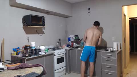 tom_show online show from March 2026 11:44:01 PM