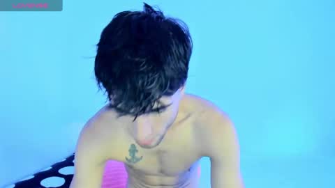 Snapshot of tom_walton chatting on February 2025 11:01:01 PM tom online show from February 2025 11:01:01 PM