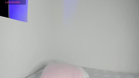 Snapshot of tom_walton chatting on March 2025 08:32:01 PM tom online show from March 2025 08:32:01 PM