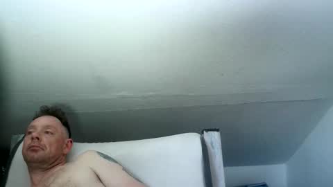 Snapshot of tomame_ chatting on May 2026 06:27:02 PM tomame_ online show from May 2026 06:27:02 PM