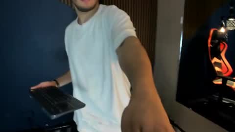 TOMAS online show from June 2026 04:21:02 AM