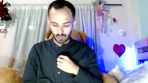 tomas gerauld. make me happy with 10000 tokens online show from March 2026 02:39:02 AM