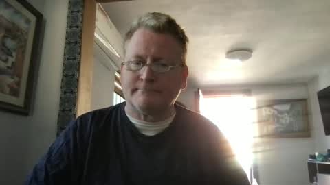 Snapshot of tomascausa chatting on January 2025 05:37:01 PM Hola online show from January 2025 05:37:01 PM