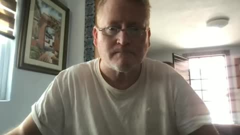 Snapshot of tomascausa chatting on February 2025 08:34:01 PM Hola online show from February 2025 08:34:01 PM