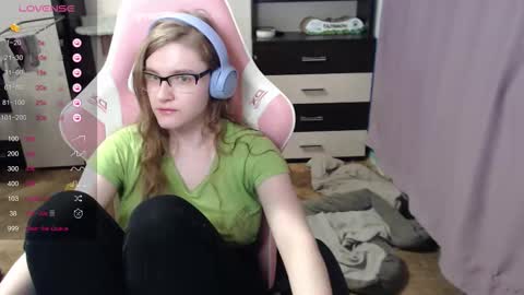 tomato_tease online show from October 2025 05:06:01 AM