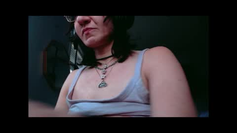 tomboy_titties online show from October 2025 11:31:01 PM