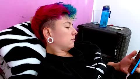 Blue online show from September 2025 08:24:01 PM