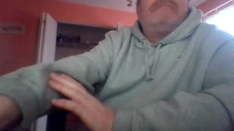 Snapshot of tomcat4848 chatting on April 2026 08:14:01 PM tomcat4848 online show from April 2026 08:14:01 PM