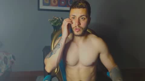 tomDavisXl online show from November 2025 02:42:02 AM