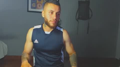 tomDavisXl online show from January 2026 03:43:01 AM