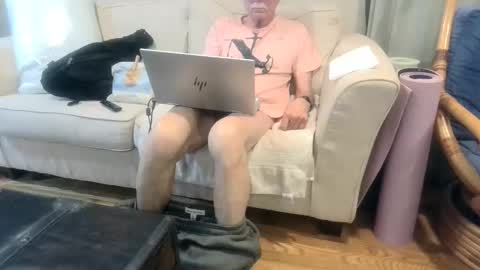 Snapshot of tommy606433694260 chatting on February 2026 09:27:02 PM Tommy online show from February 2026 09:27:02 PM