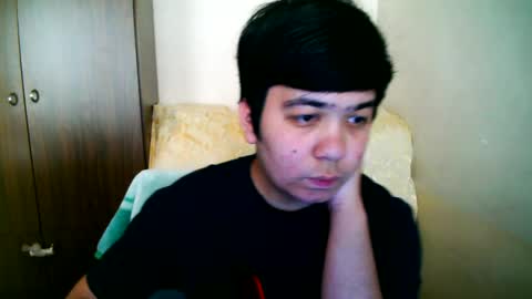 Snapshot of tommy99gg chatting on May 2026 11:49:02 AM tommy99gg online show from May 2026 11:49:02 AM