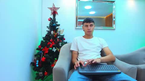 Tommy  Scott online show from November 2025 11:24:01 AM