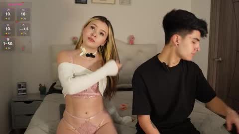 Snapshot of tommy_and_sophie chatting on October 2025 03:46:02 PM tommy and sophie online show from October 2025 03:46:02 PM