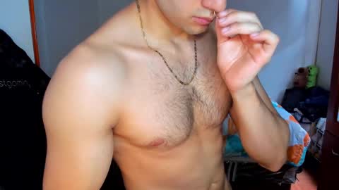 Twitter BreddTommy IG tommy bredd online show from March 2025 06:34:02 PM