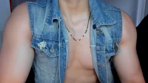 Twitter BreddTommy IG tommy bredd online show from July 2026 07:46:01 PM