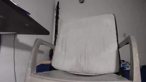   Thomas    online show from January 2025 12:59:01 AM