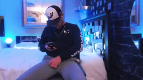 Tommy online show from November 2025 06:04:02 AM