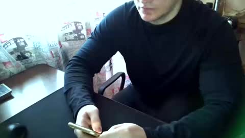 Tommi Li online show from January 2025 08:32:02 AM