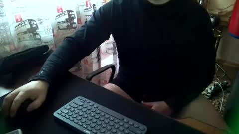 Tommi Li online show from January 2025 07:34:02 AM