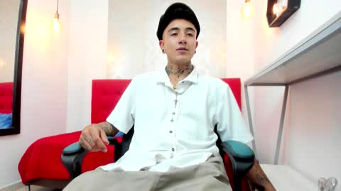 Snapshot of tommy_will chatting on November 2025 03:39:01 AM tommy_will online show from November 2025 03:39:01 AM