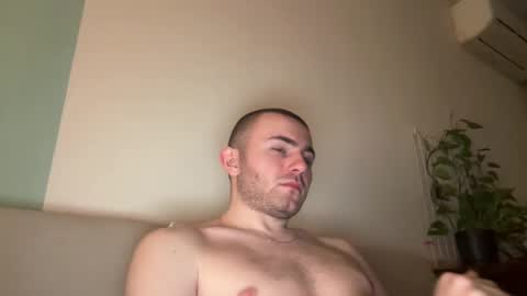 Snapshot of tommyflash_tut chatting on February 2025 08:42:01 PM tommyflash_tut online show from February 2025 08:42:01 PM