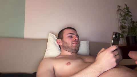 Snapshot of tommyflash_tut chatting on February 2025 07:38:02 PM tommyflash_tut online show from February 2025 07:38:02 PM