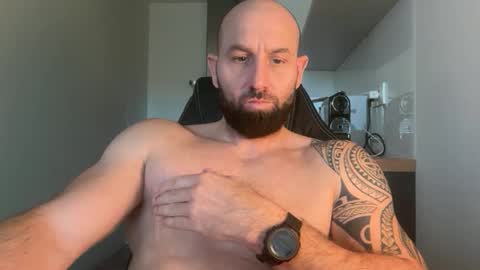 Thomas Fit online show from October 2025 12:50:01 PM