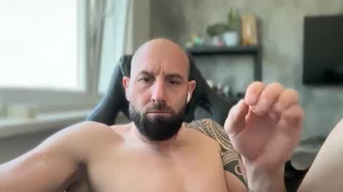 Thomas Fit online show from May 2026 10:33:01 AM